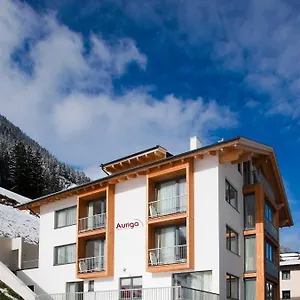 https://hotel-garni-auriga.ischgl-hotels.net