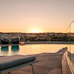 Hyatt Regency Malta فندق سانت جوليان