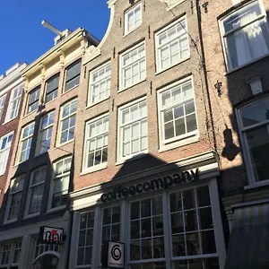 nine-streets-inn-berenstraat-6-1.amsterdamhotelsnl.com/