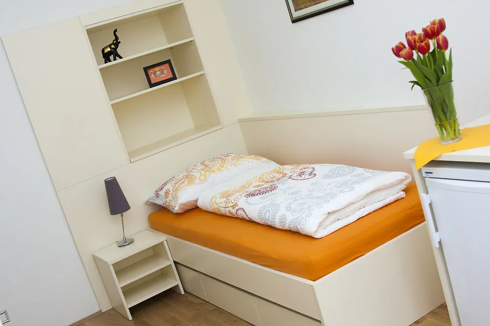 Mynext - Johannesgasse Apartments Wien 3*,